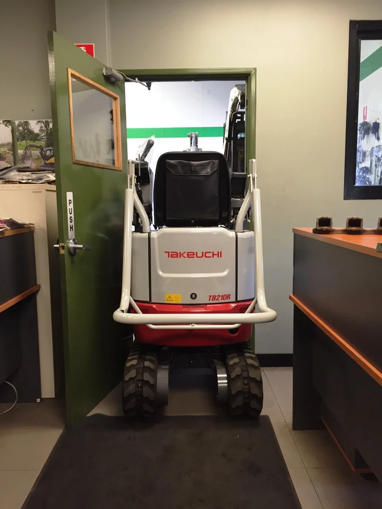 Takeuchi TB210R